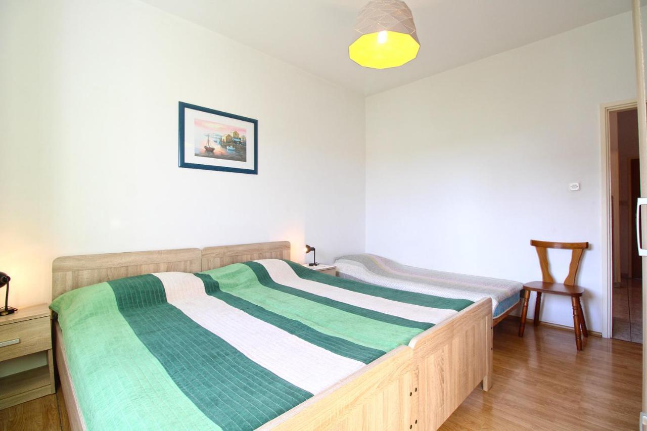 Apartments Valerija 847 普拉 外观 照片